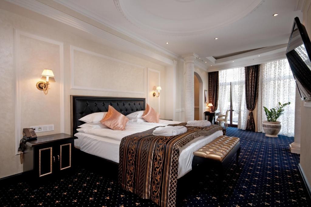 Terrace Suite
