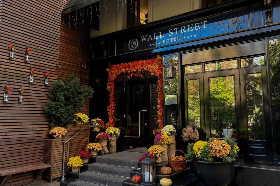 Wall Street Hotel